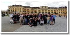 1_společné foto Schönbrunn.jpg